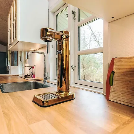 Secluded Retreat With Hot Tub * Hadsund