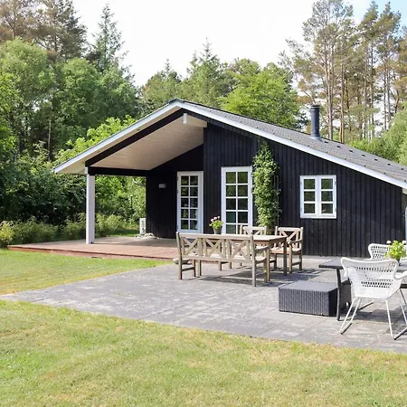 Secluded Retreat With Hot Tub Hébergement de vacances